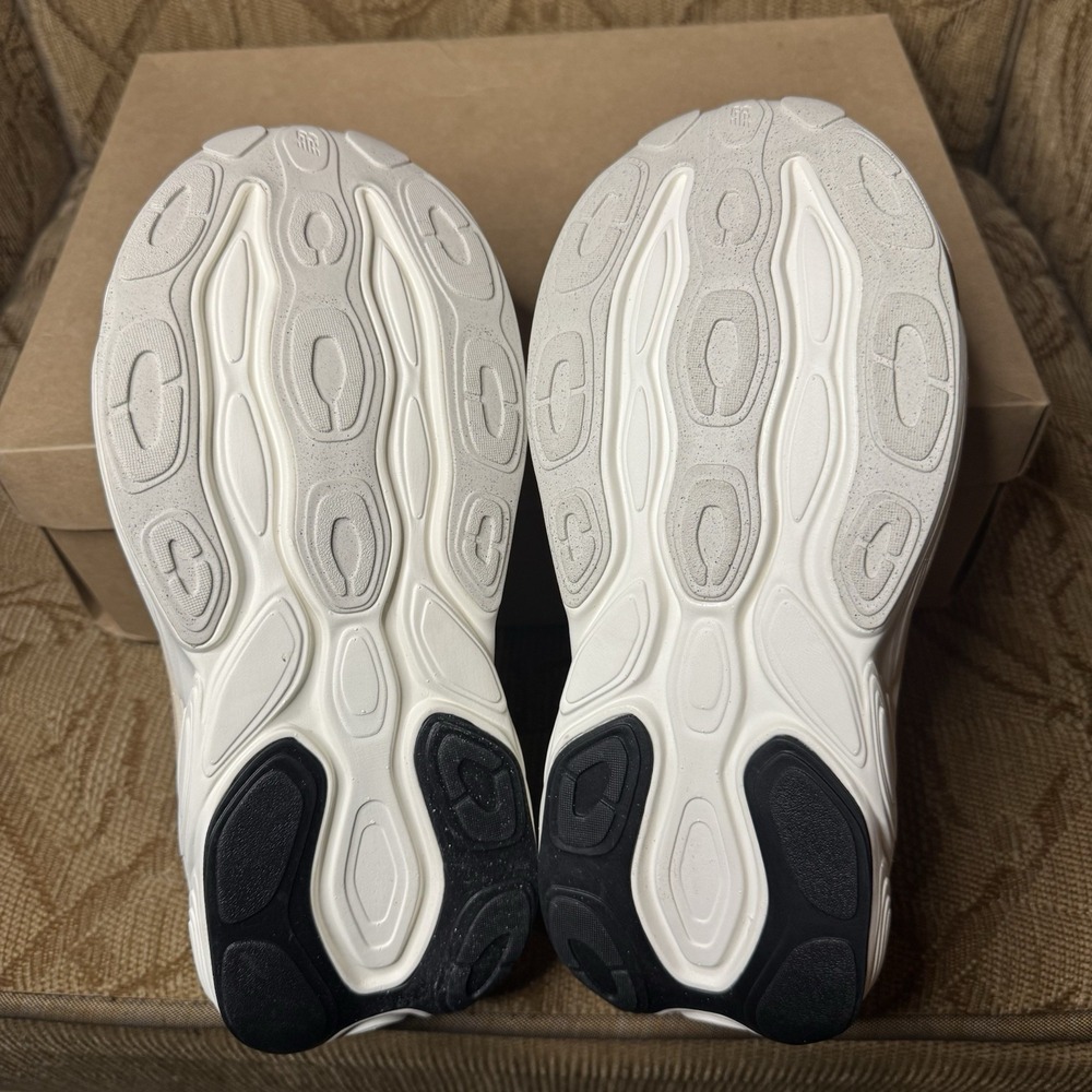 New Balance Fresh Foam X More V5 Shoes Women's 8.5B Men's 7B White Sneakers - Picture 6 of 7